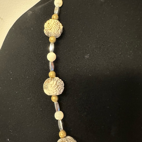 Rare Vintage Signed Pottery Pendant Necklace - Picture 4 of 4